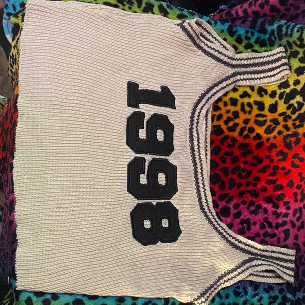 Forever 21 Cream and Black Knit Crop Top